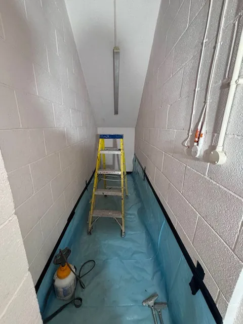 HSE-licensed asbestos gasket strip-out in W11